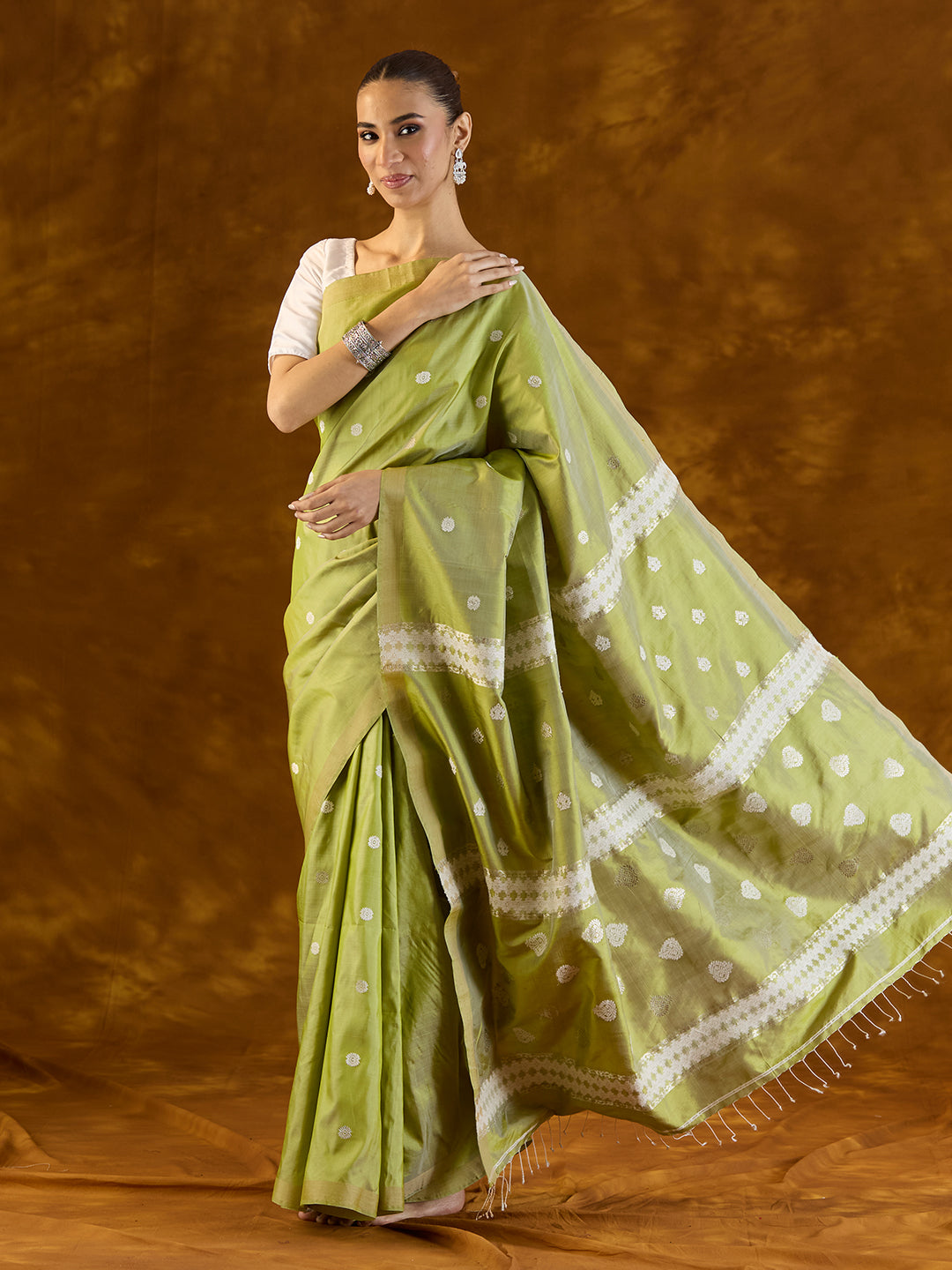 Lawn Green Mulberry Silk Saree