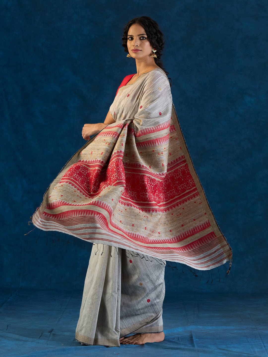 Dolphin Grey Raw Mulberry Eri Silk Saree