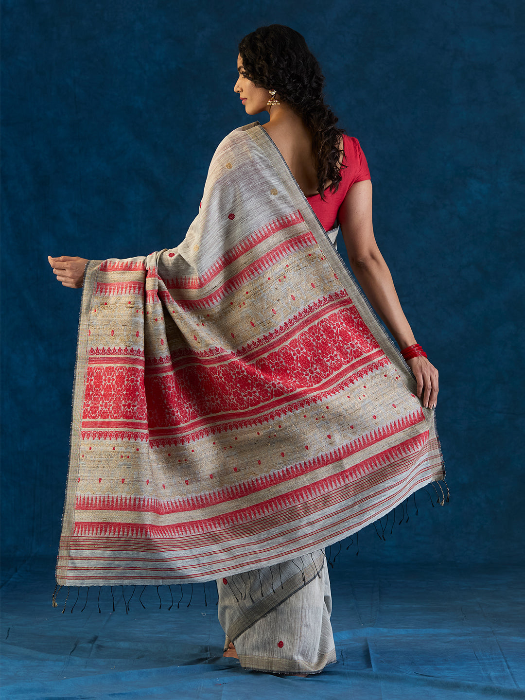 Dolphin Grey Raw Mulberry Eri Silk Saree