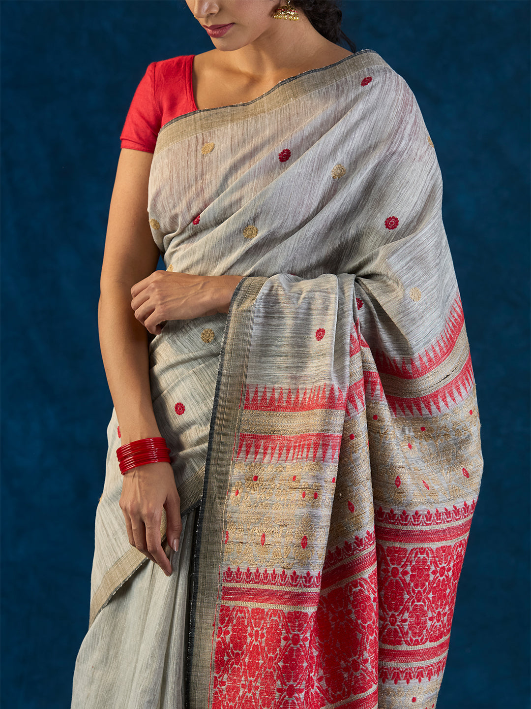 Dolphin Grey Raw Mulberry Eri Silk Saree