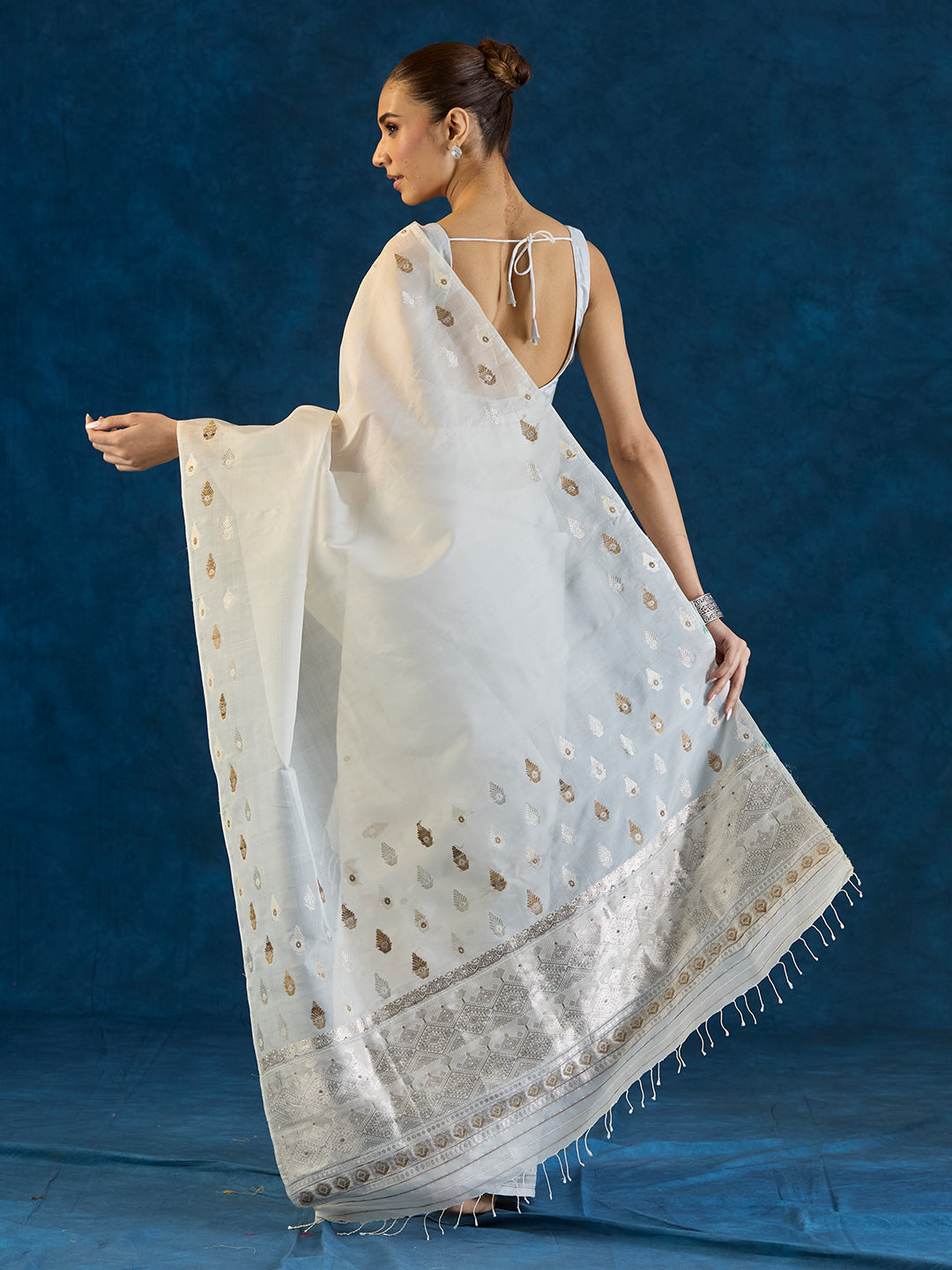 Pearl White Raw Mulberry and Eri Silk Mekhela Sador