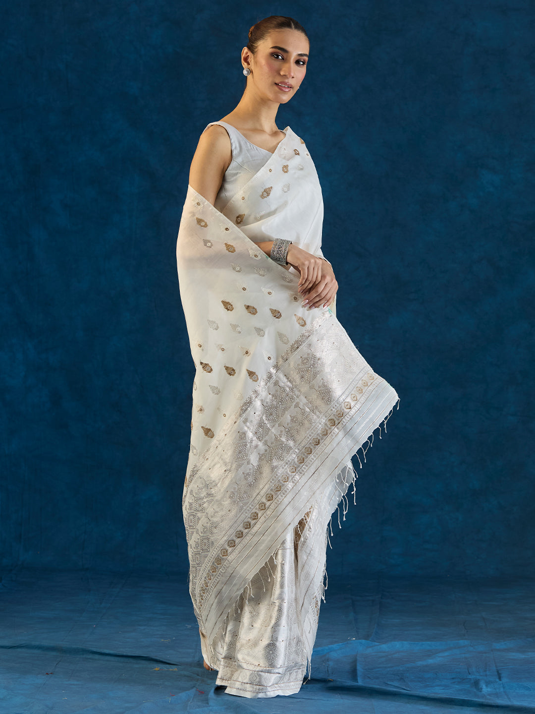 Pearl White Raw Mulberry and Eri Silk Mekhela Sador