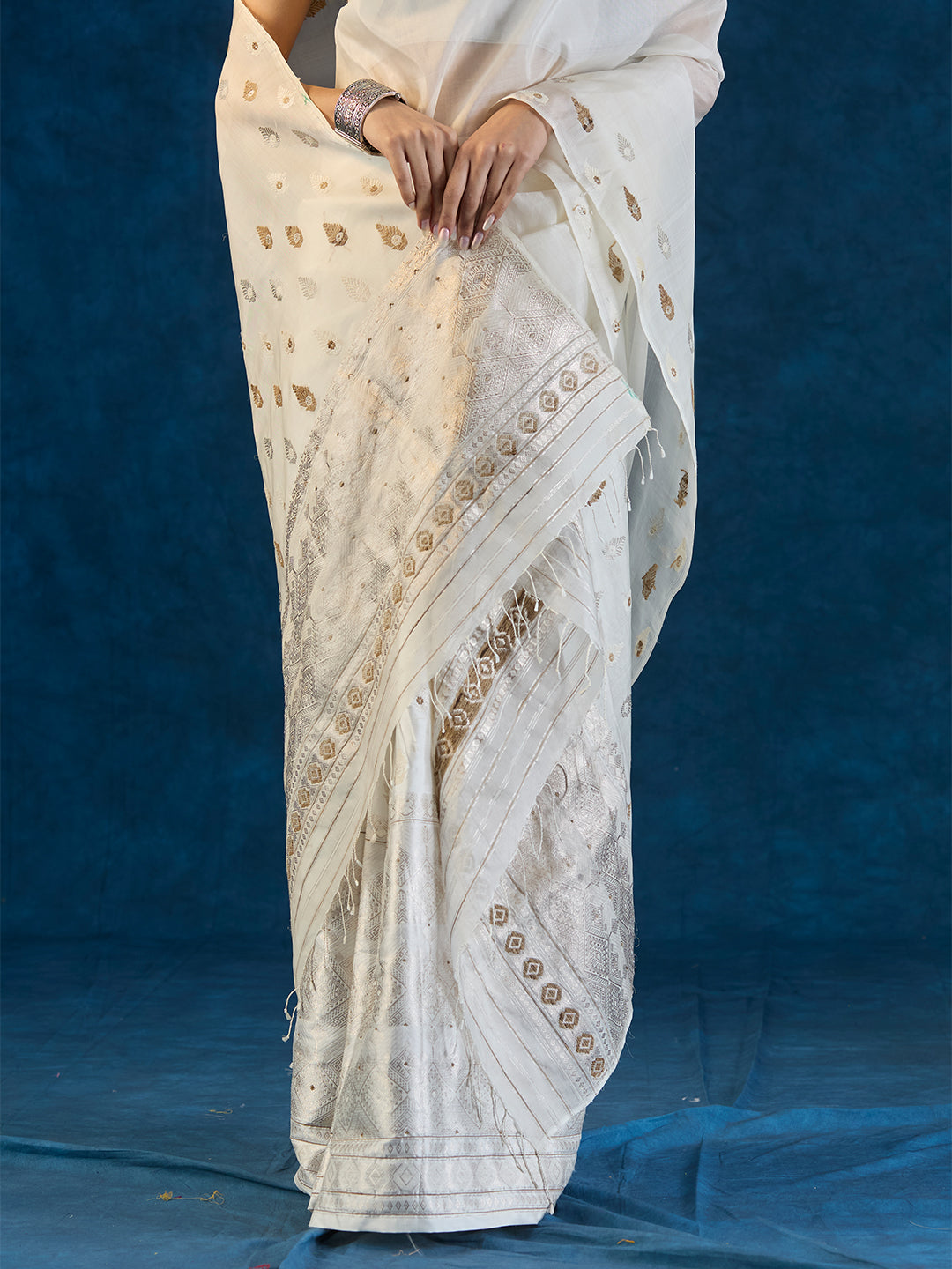 Pearl White Raw Mulberry and Eri Silk Mekhela Sador