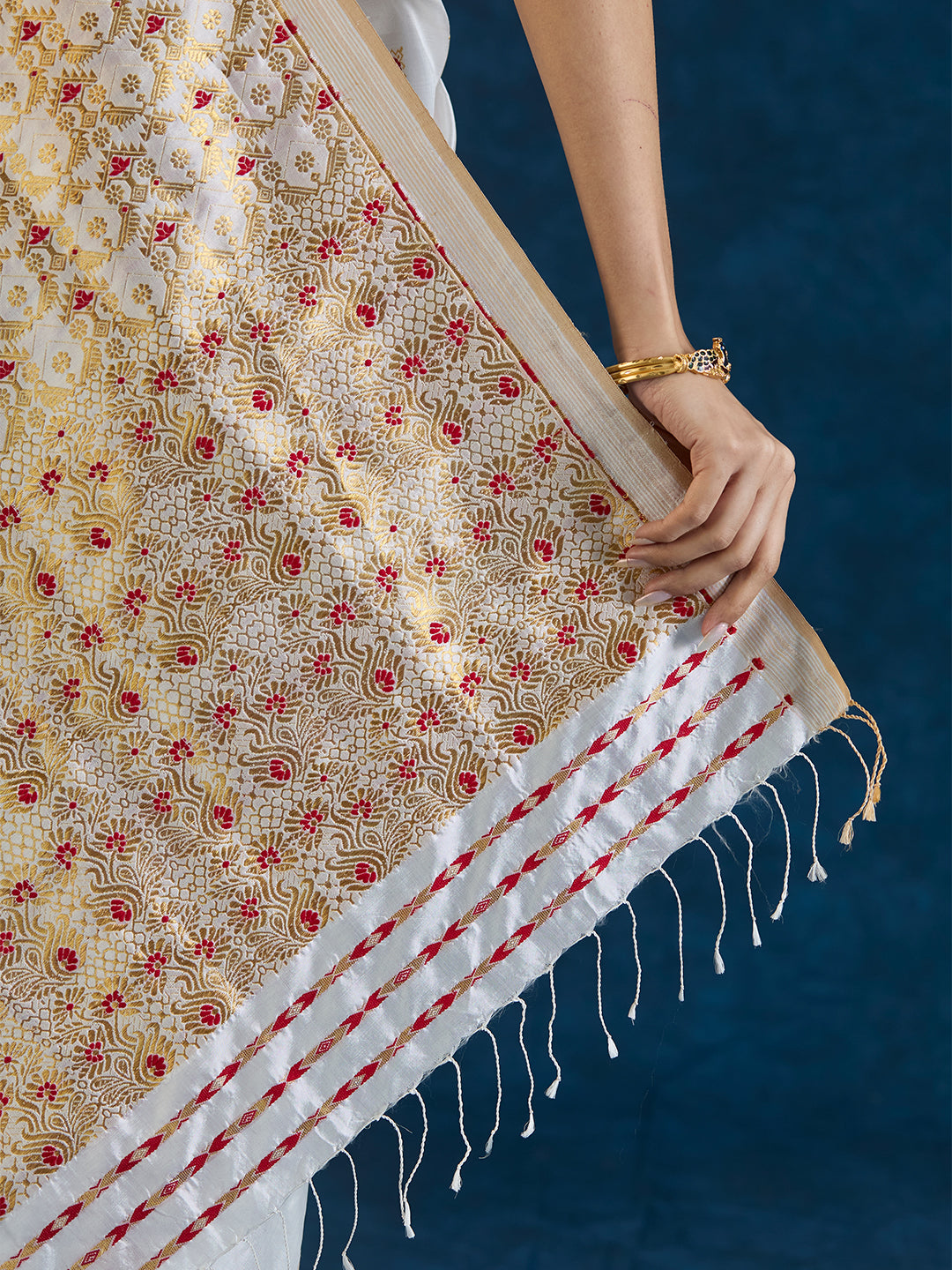 Snow White Mulberry Silk Saree