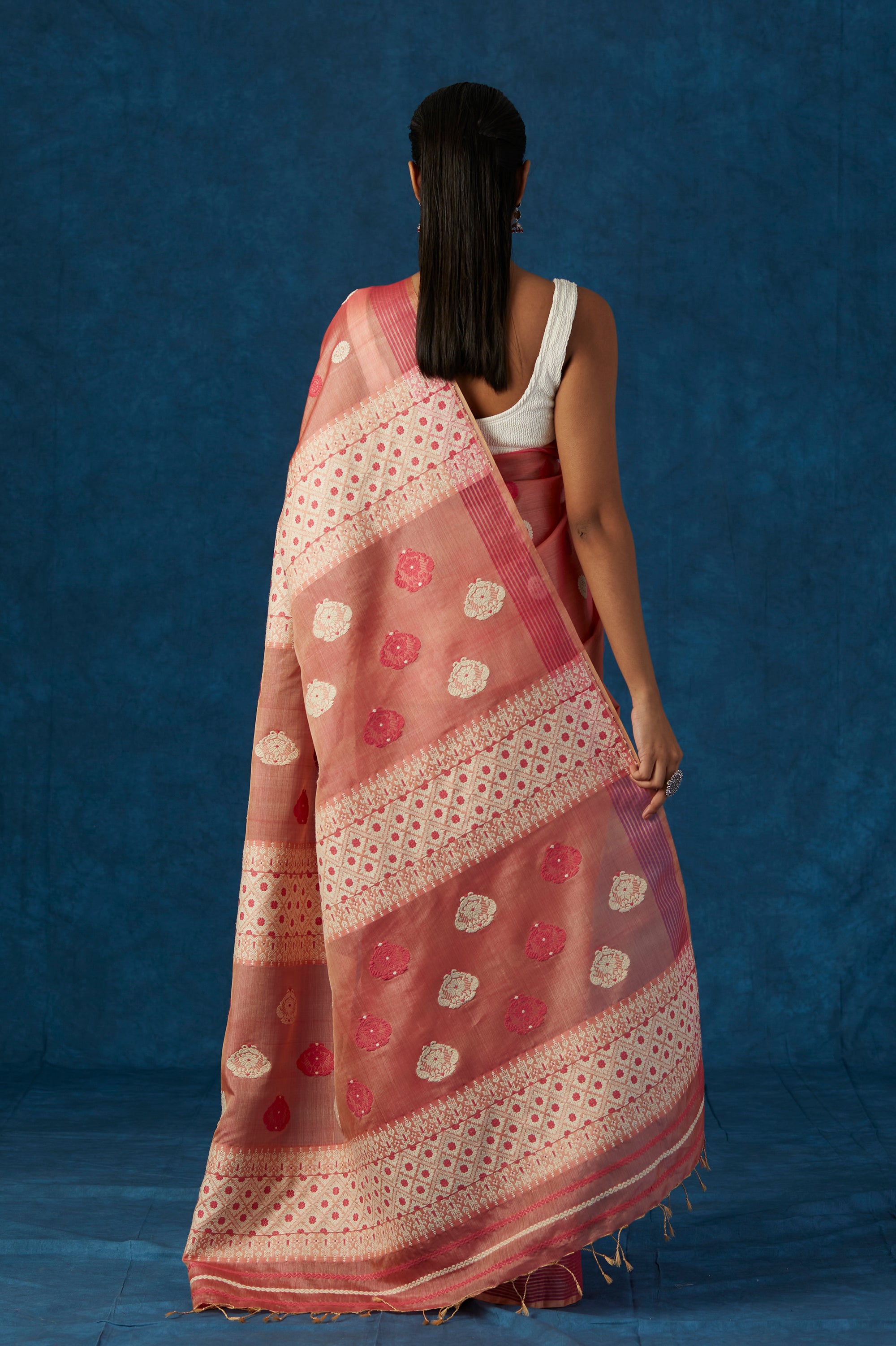 Peach Kesapaat Saree