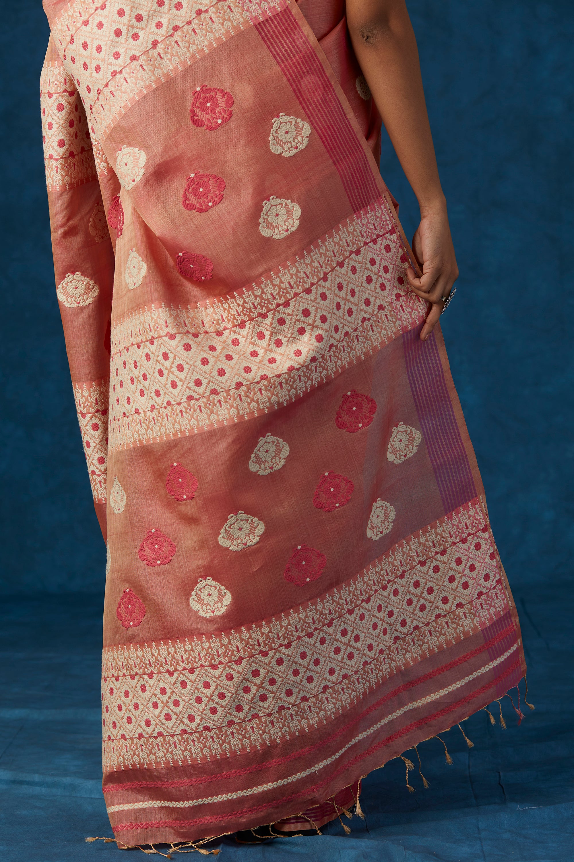 Peach Kesapaat Saree